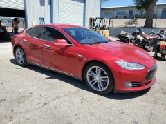 Tesla Model S 70D 2015 2