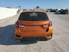 Mitsubishi Outlander Sport ES 2020 4