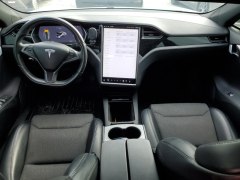 Tesla Model S 75D 2018 8