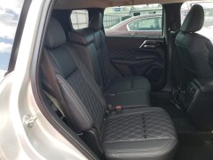 Mitsubishi Outlander SEL Plug in Hybrid 2023 9