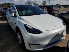 Tesla Model Y Long Range 2023 1