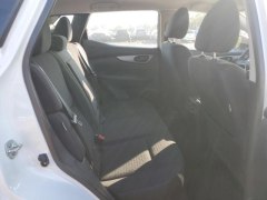 Nissan Rogue Sport S 2022 8