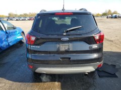 Ford Escape SEL 2019 4