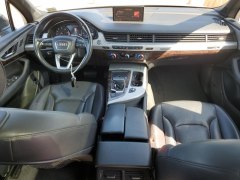 Audi Q7 Premium 2018 8