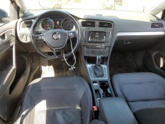 Volkswagen e-Golf SEL 2015 8