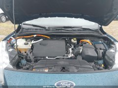 Ford Escape Hybrid Titanium  2020 14