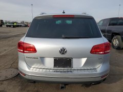 Volkswagen Touareg 2015 4