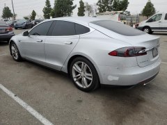 Tesla Model S 70D 2015 5