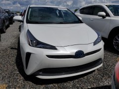 Toyota Prius XLE 2021 1