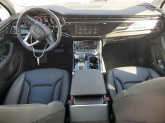 Audi Q7 Premium Plus 2022 8