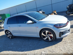 Volkswagen Golf GTI 2020 4