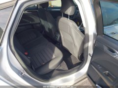 Ford Fusion SE 2018 12
