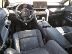 Toyota Venza Limited Hybrid 2021 8