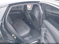 Audi e-tron Sportback S Premium 2022 14