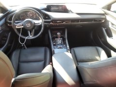 Mazda 3 Preferred 2020 8