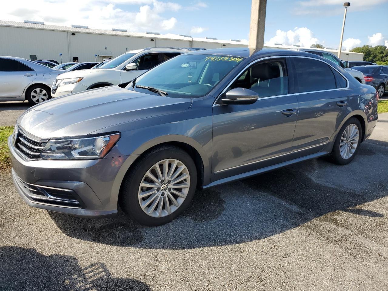 Volkswagen Passat SE 2017 0 Volkswagen Passat SE 2017 0