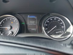 Toyota Camry SE 2024 7