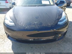 Tesla Model 3 Mid Range 2019 1