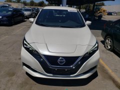 Nissan Leaf SV 2020 1