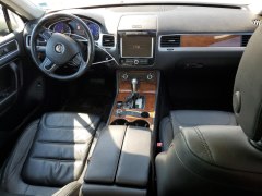 Volkswagen Touareg 2012 8