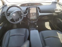 Toyota Prius Limited 2019 8
