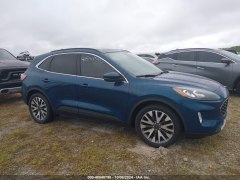 Ford Escape Hybrid Titanium  2020 4