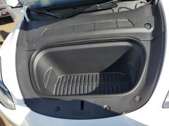 Tesla Model Y Long Range 2023 10