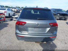 Volkswagen Tiguan S 2021 6