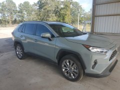 Toyota RAV4 XLE Premium 2021 2