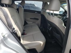 KIA Sportage EX 2021 10