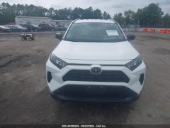 Toyota RAV4 LE Hybrid 2021 1