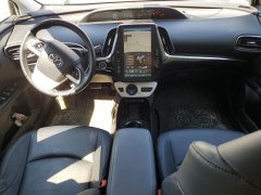 Toyota Prius Prime XLE 2018 8