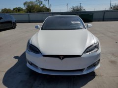 Tesla Model S P85D 2017 1