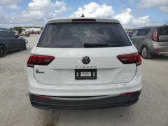 Volkswagen Tiguan SE 2022 4