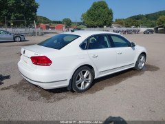 Volkswagen Passat SEL 2014 2 Volkswagen Passat SEL 2014 2