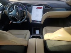 Tesla Model S 60D 2016 8