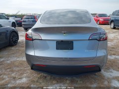 Tesla Model Y Long Range 2024 6