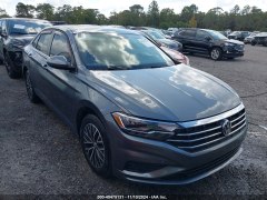 Volkswagen Jetta SE 2019 1