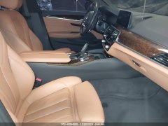 BMW 530i xDrive 2020 9