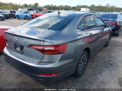 Volkswagen Jetta SE 2019 2
