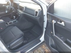 KIA Sportage LX 2021 8