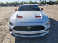 Ford Mustang GT 2022 1