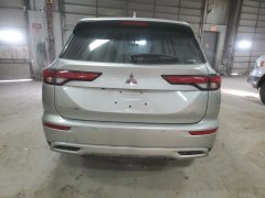 Mitsubishi Outlander SE 2024 4