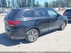 Mitsubishi Outlander ES 2019 4