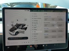Tesla Model Y Long Range 2023 7
