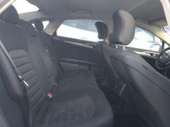 Ford Fusion Hybrid SE 2018 9
