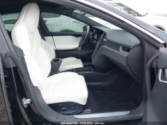 Tesla Model S Performance 2020 9
