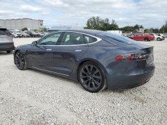 Tesla Model S Long Range 2021 5