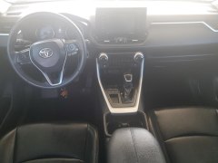 Toyota RAV4 XLE Premium 2021 8