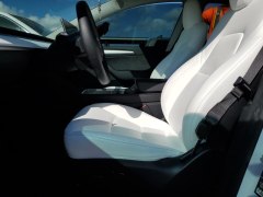 Tesla Model Y Long Range 2023 8